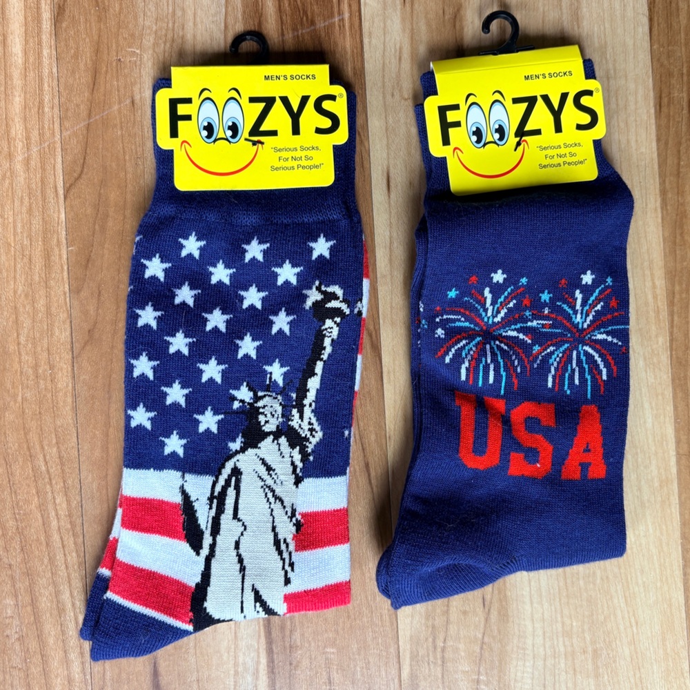 Foozys USA Patriotic Novelty Socks - Statue of Liberty & Fireworks